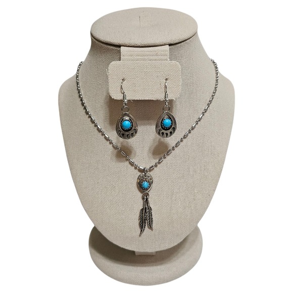 Jewelry - Navajo Indian Sterling Silver & Turquoise Bear Paw Dangle Earrings & Pendant